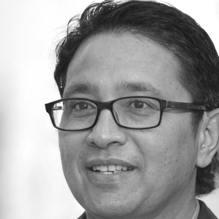 Zephyr Castellanos, Financial Education Director